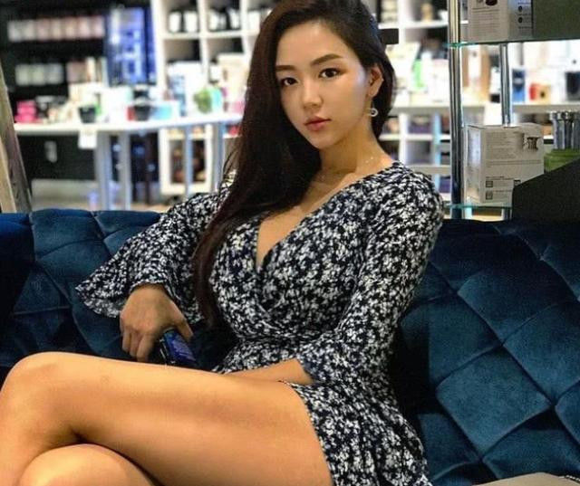 健身|韩国粗腿女网红，健身不为减肥，100斤以上的身材也很美