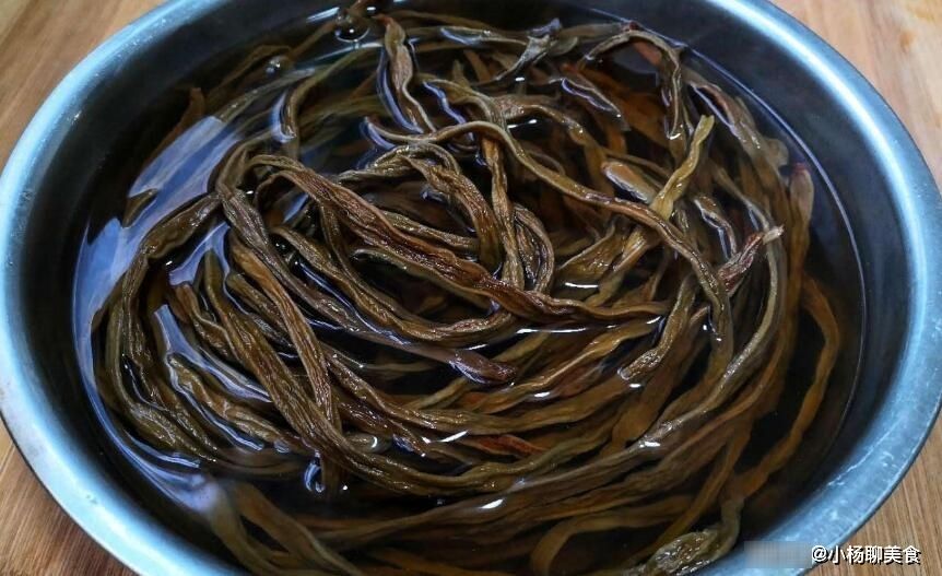 菜市场遇到“此菜”别手软，买10斤煮一煮，放一年都不会坏！