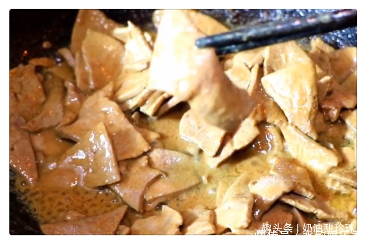 厨师长|厨师长教你这样炒猪肝,嫩滑不腥,鲜香可口,家人百吃不厌