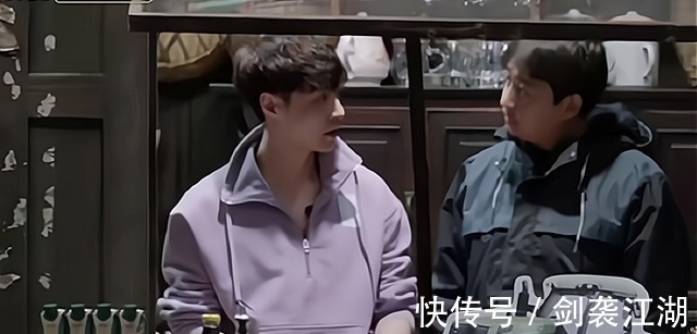 黄磊见过许多年轻艺人，为何只收了张艺兴当徒弟，这些细节是重点