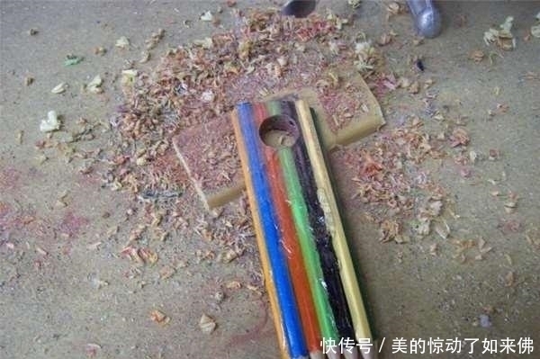 anna&看着这些彩色铅笔固定在车床上,下一秒打造出的东西让人不敢眨眼