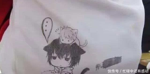 手绘|二次元侵蚀校服“痛衣现象”,这些校服就是别人家的校服