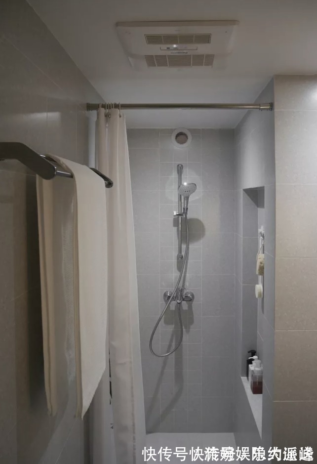 收纳|小户型要这么装,24㎡玄关秒变厨房和洗衣房,收纳翻倍方便实用!