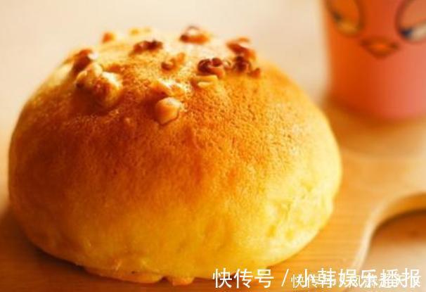 碗面|想吃面包不用买，1碗面3个鸡蛋，不用烤箱，香甜松软吃不够