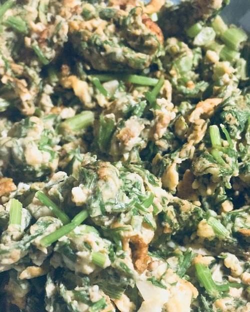 湿气最怕的菜就是它,隔天炒一盘,开胃下饭,湿气不见了,减轻体重