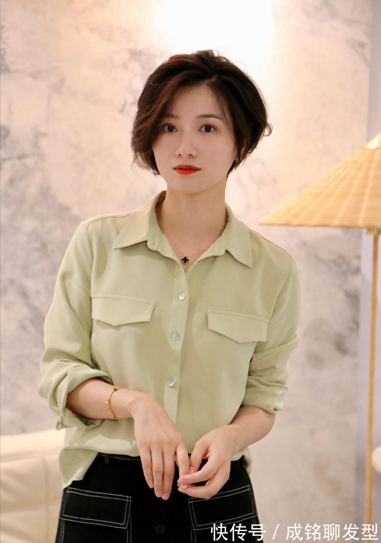 单品|三四十多岁的女人,夏日掌握这几类单品的搭配方式,优雅又有美感