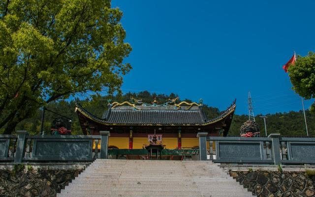 芦茨|桐庐芦茨陈公寺，一座集信仰、崇拜、风俗为一体，既古又新的寺庙