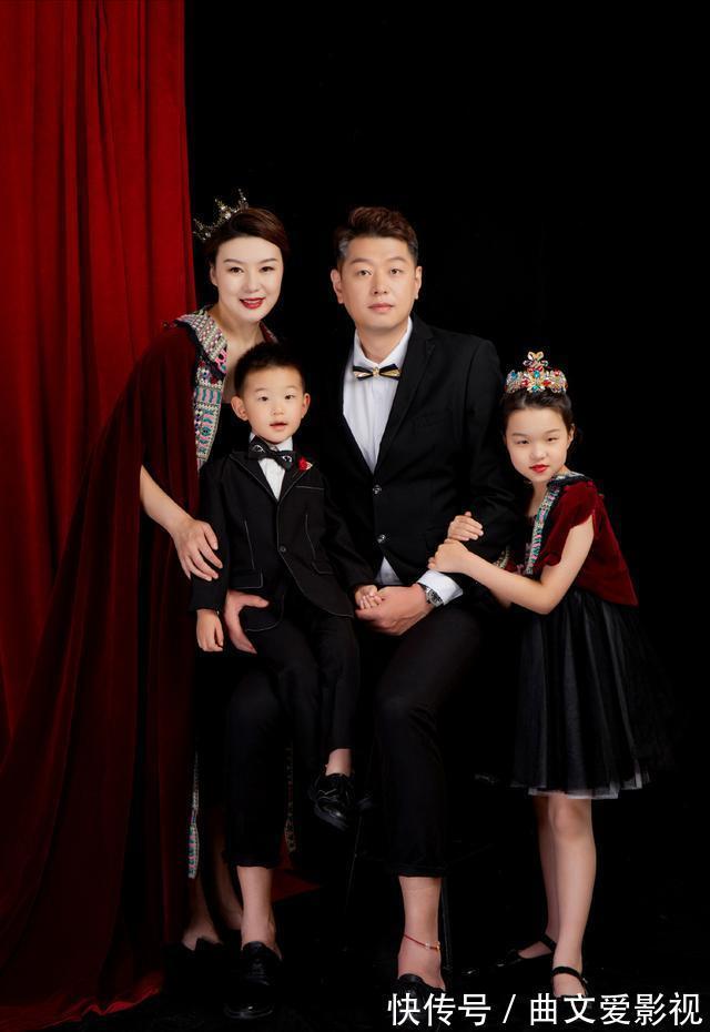 岳父母|游泳名将周雅菲:嫁给中国男篮莫科,同他一起当他前妻父母的孩子