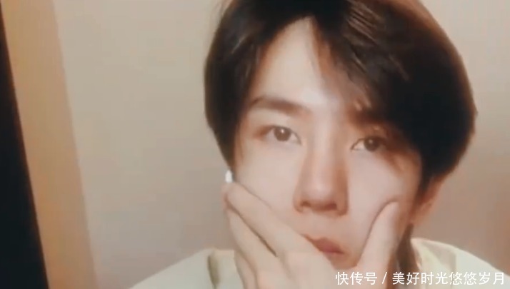 《天天向上》午休时间,汪涵写字被王一博吵到!他的暗示太明显了