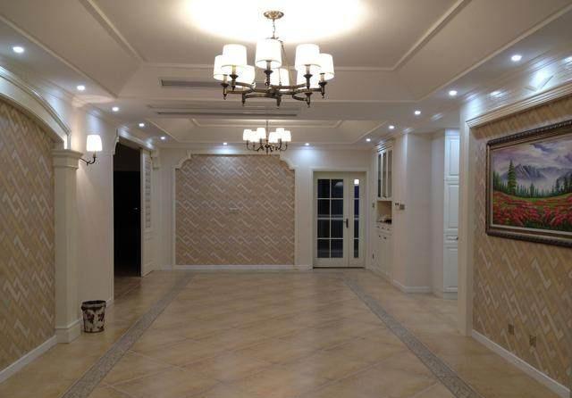 美观|刚装修完工的新房，很漂亮，电视墙美观又大气！