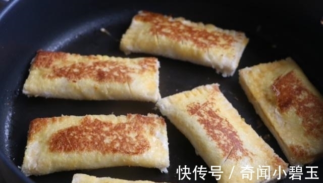 平底锅|自从学会这懒人早餐,我家三天两头就吃,每次上桌女儿5分钟吃光