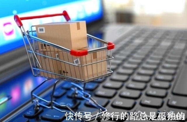 ip厉害了，黄铮一招挽回拼多多形象，淘宝也来“抄作业”