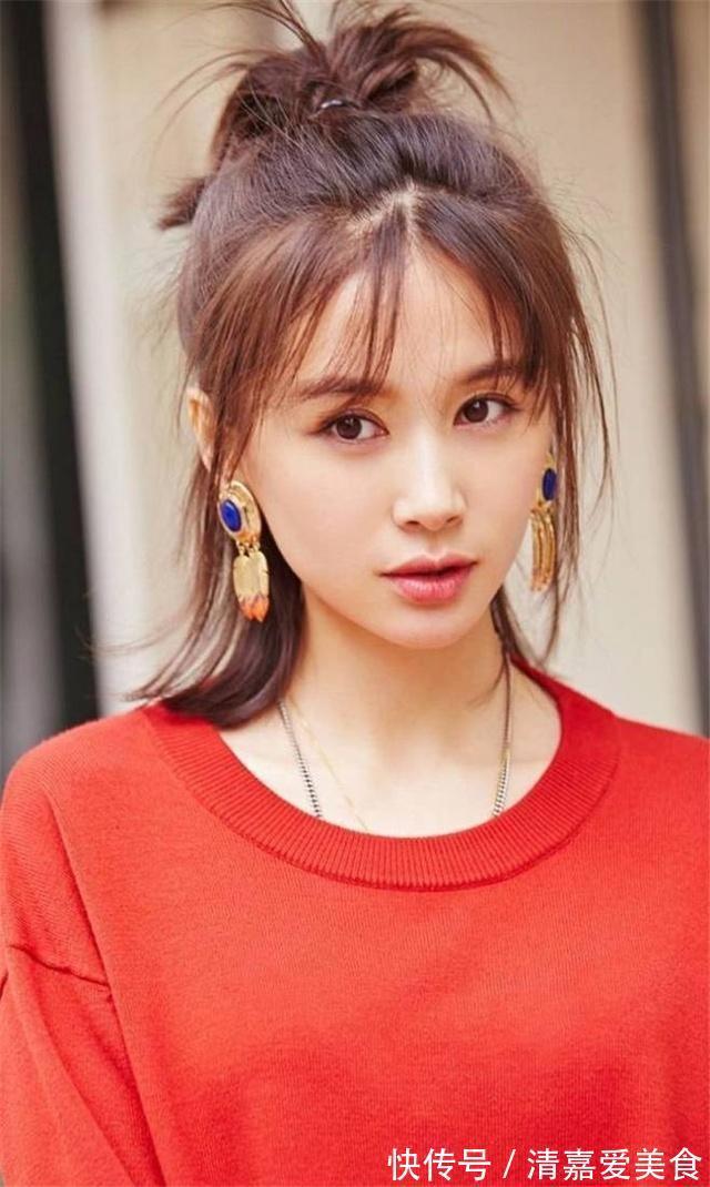 杨紫|2021年流行“短发扎一半”,减龄满分,承包春夏的美