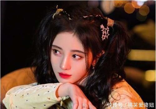 气质|冬天再懒也不要散着头发了,有静电!试试这几款扎发,气质又迷人