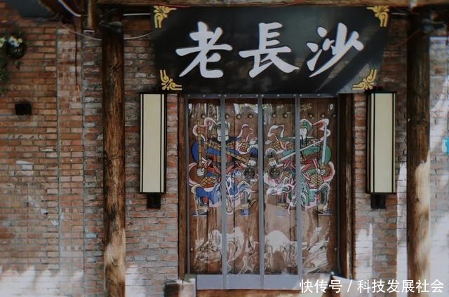 西安藏得最深的吃喝玩乐一条街,离SKP就200米!