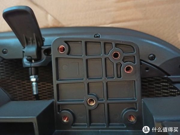 安装|男人就要对自己好一点，永艺人体工学椅D1觉醒者全特网电脑椅让你腰不酸，背不痛，做个“好”男人！