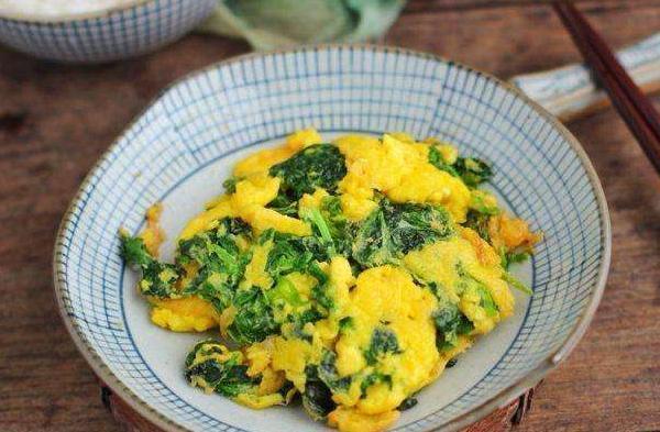 这菜拿来炒鸡蛋,比韭菜还香,平时总嫌弃,都是扔掉处理,可惜了