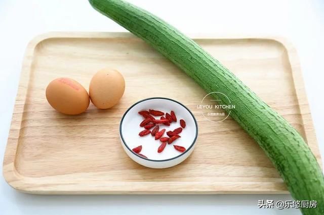 丝瓜煎蛋汤|入伏后多喝这碗汤，清热消暑，几步上桌，做法看看就会
