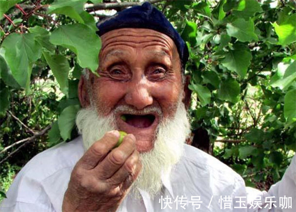 医生|“老年斑”越来越多？医生：教你“3招”消除老年斑，越活越年轻