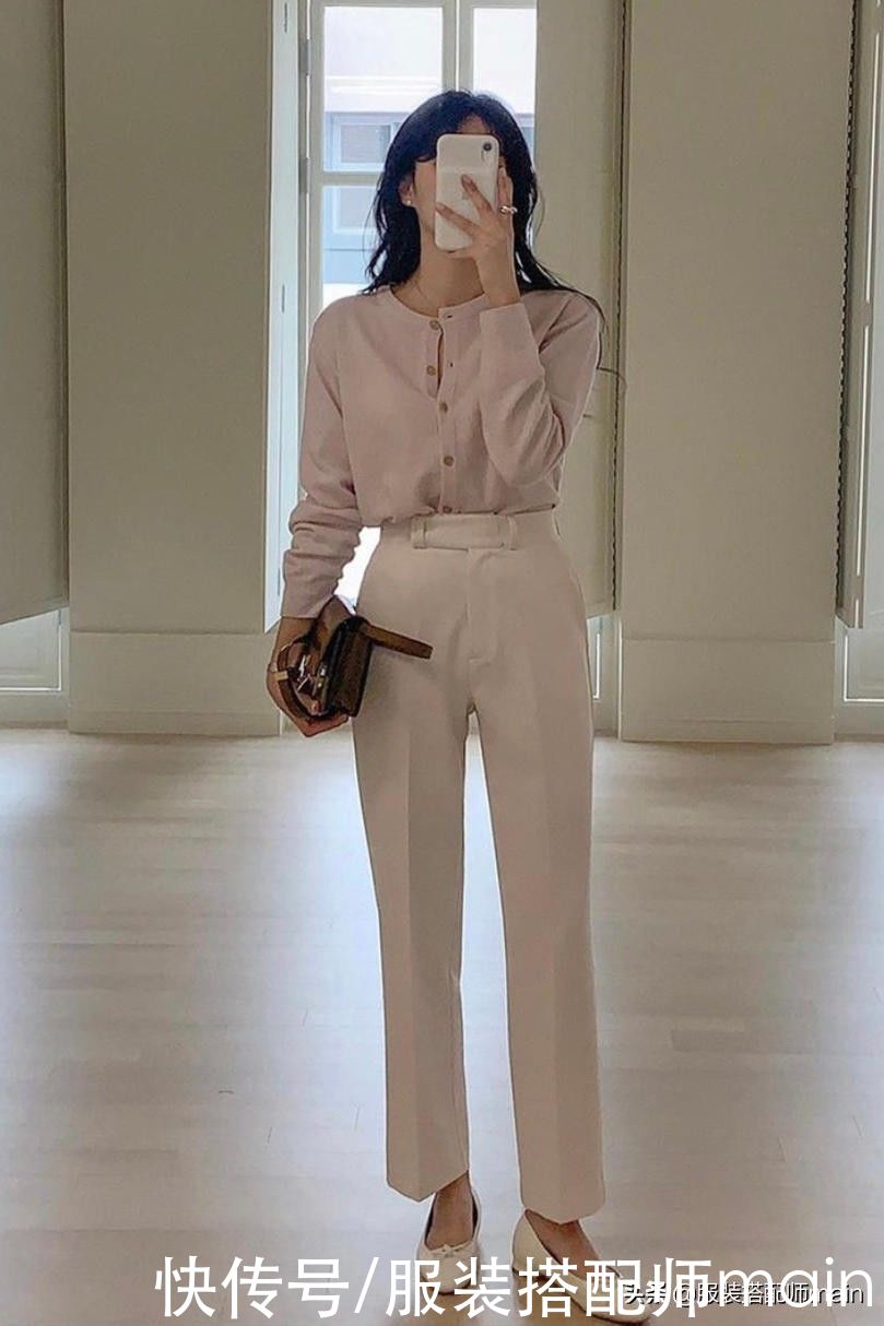 早春穿搭不必犯难，看韩国小姐姐的示范，简单时髦显气质