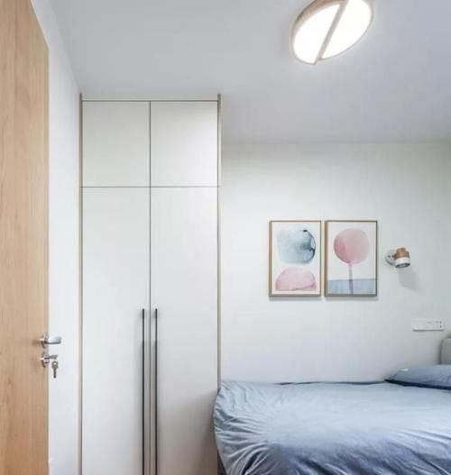 柜子|老婆坚持卧室床头留28cm打柜子,完工太实用了,邻居看完照着装