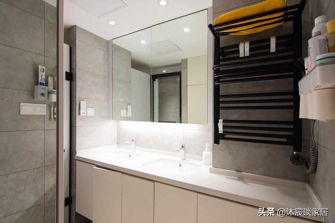 装修|她家改造实在太牛了,光玄关就让人服气,的确是小户型装修的样本