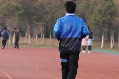 体重和寿命挂钩?医生:50岁后,尽量把体重控制在此范围内