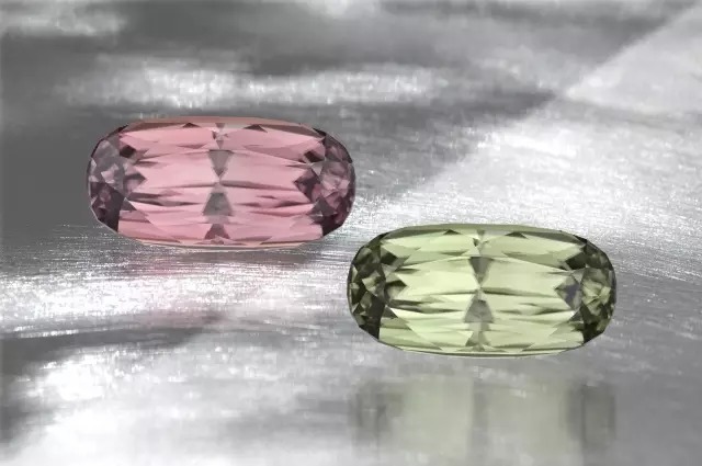 手串有包浆的美,珠宝有猫眼的光