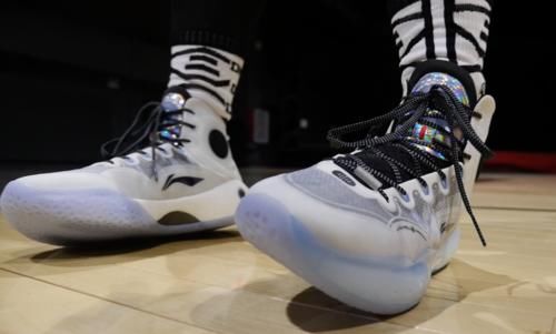 WEN鞋评-实战｜近些年实战鞋的天花板！它就是没有短板的顶级旗舰