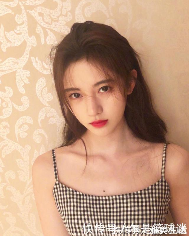 直发|发量少的女人留这3款发型,蓬松好看又百搭,适合所有年纪的女生