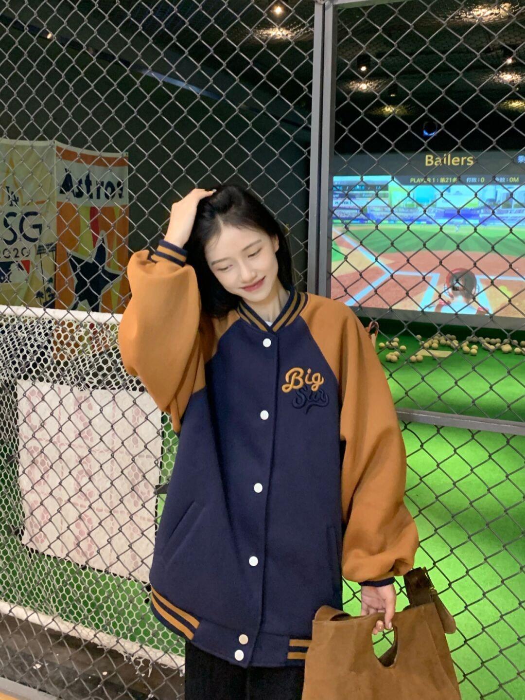 卡通 秋冬想要穿得俏皮又可爱?一定不能错过这件卡通针织衫!