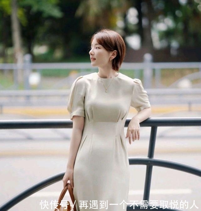 舒适|在炎热的夏季穿什么服装才合适？清新透气的穿搭，精致又舒适