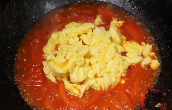 饲料鸡蛋|保存鸡蛋我家从不放冰箱,教你这一招,放一年都不会坏,都学一学