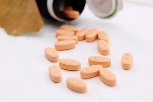 肝脏|二甲双胍的使用是有讲究的，糖尿病患者要注意，早看早知道