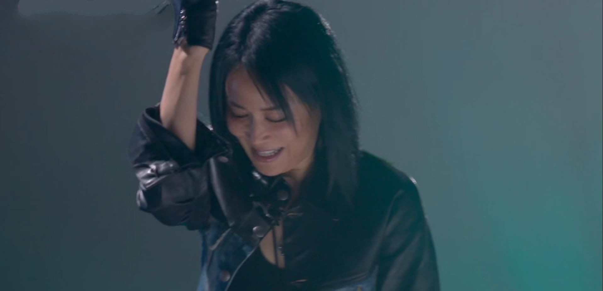 《浪姐2》那英不认识李菲儿张馨予，她说话的方式有错吗？