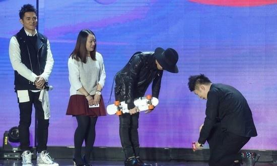 疫情|湖南卫视领导班子大换血,看到阵容网友:的确该好好整改了,别继续带坏年轻人