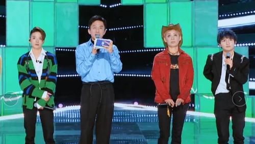 《创4》播出后，周深表示经常被邓超宁静的微信吵醒，原因超好笑