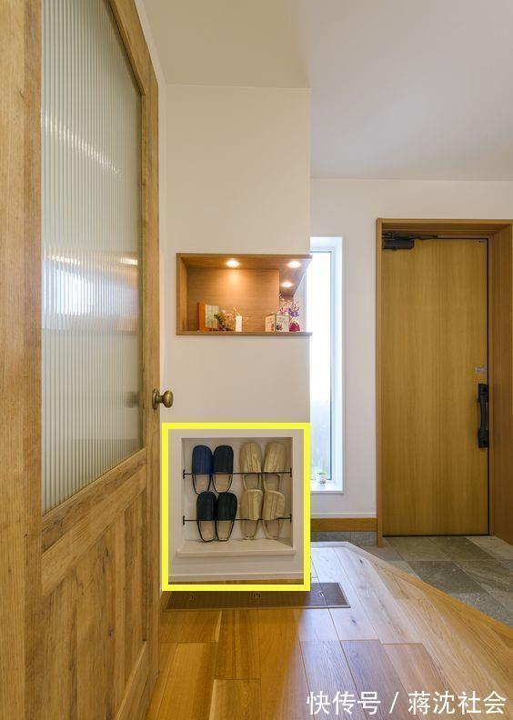 柜门|日本小户玄关不打鞋柜,墙面开槽做7cm深壁龛,满足一家人使用