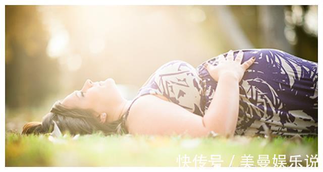 怀孕|孕8个月坐公交出行,准妈妈起身“异味”扑鼻,一旁乘客不敢呼吸