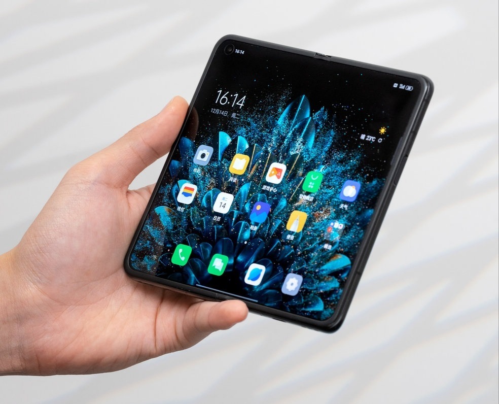 悬停|折叠屏只能打开和闭合?OPPO:悬停才是精髓,不再为了折叠而折叠