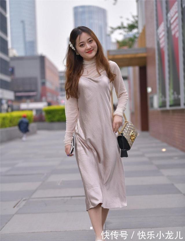 裙子 洋气显瘦的连衣裙穿搭彰显柔美气息,美出了自己的风格,吸引目光