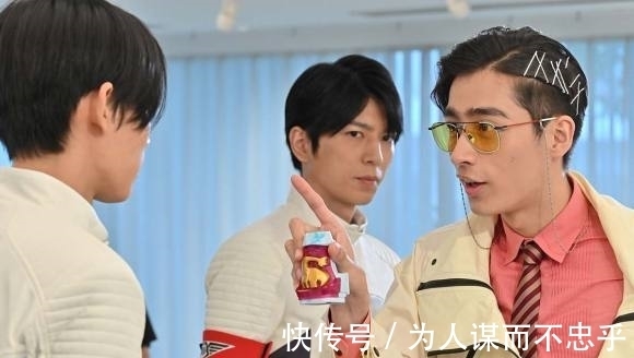 revice|假面骑士revice:狩宝果然是在收集数据,第五位骑士预定?