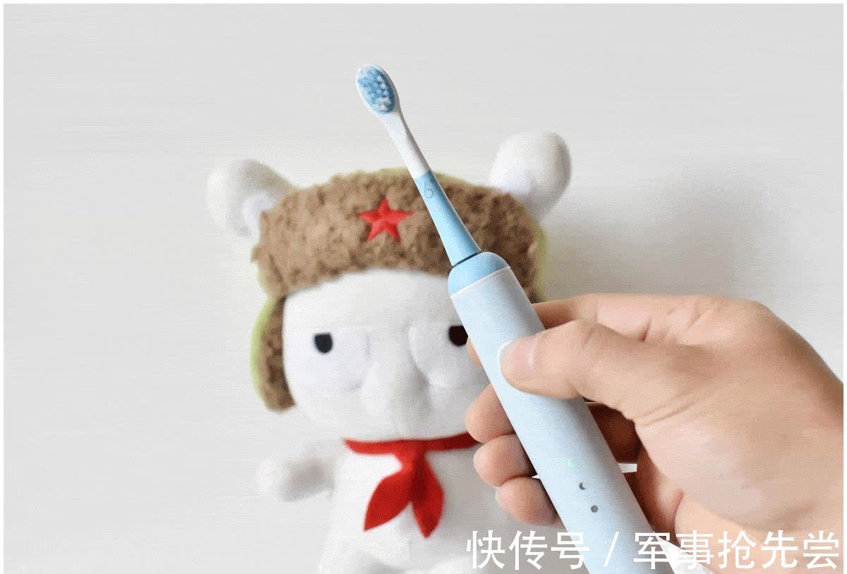 牙刷|RIJIOO瑞吉鸥儿童电动牙刷评测:分龄护齿,让宝宝更爱刷牙
