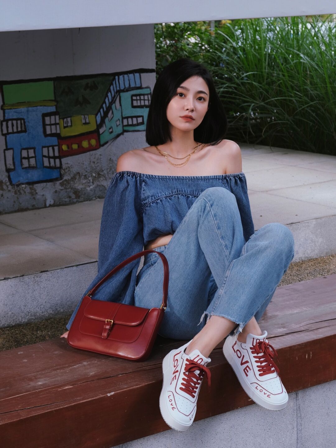 针织开衫|秋天，牛仔裤怎么穿才高级？和针织衫或背心搭配减龄洋气，超好看