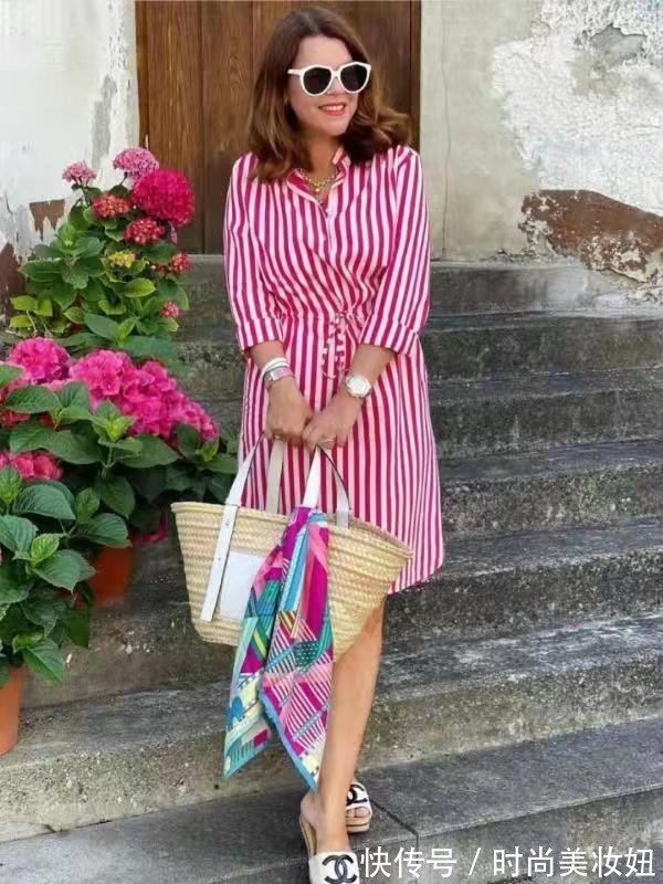 微胖身材|没想到,微胖身材长相平平,这样穿竟优雅又知性,不许你错过