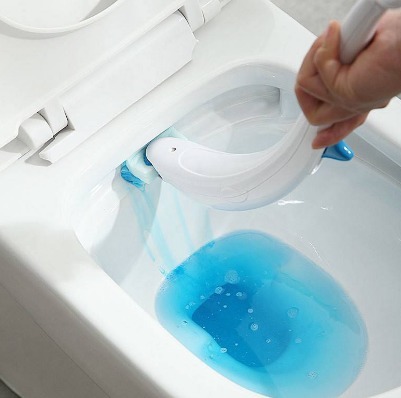 卫生间|马桶用完后,马桶圈要扶起来吗用对方法,卫生间才能干净卫生!