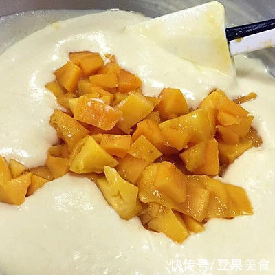 适合全家的限定甜品--芒果慕斯杯,老人小孩都爱吃