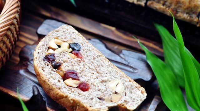 干果|夏天做面包,直接法又快又顺利,干果多的软欧,越嚼越香还无油