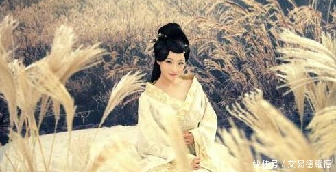 大清|清朝灭亡后，民国准备把故宫的大清门改成中华门，门上的字奇怪