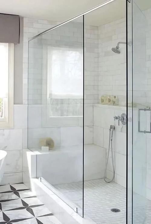 三角墩|卫生间再小都要砌个墩子,墙角不要1㎡,老人却安全实用多了